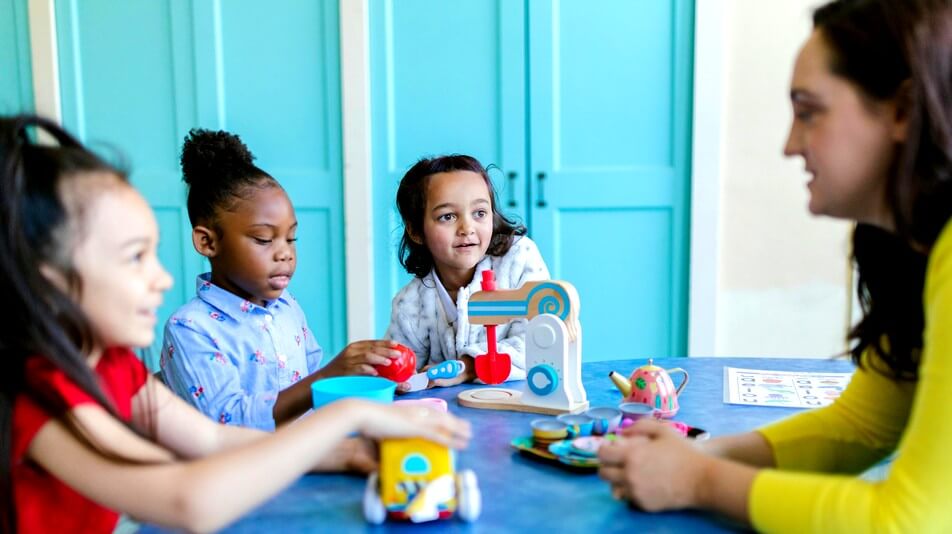 Enfants dans une crèche