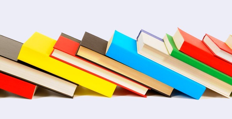 Rangée de livre effet domino