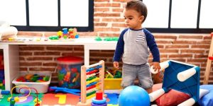 Lire la suite à propos de l’article Quels sont les bienfaits de la crèche pour votre bébé ?
